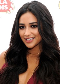 "Bon Voyage To Summer" Hosted By Shay Mitchell